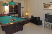 Biliardový stôl v ubytovaní Provarma hills luxury villa gerani