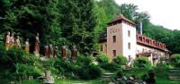 Ogród w obiekcie Kőkapu Vadászkastély és Hotel & Apartments