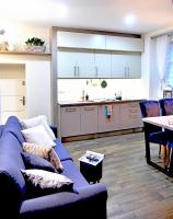 Kuchyňa alebo kuchynka v ubytovaní Apartamenty Sjesta Centrum