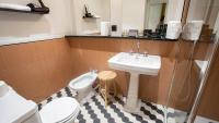 A bathroom at Soho Boutique Congreso