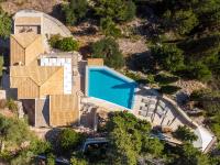 Bazén v ubytovaní Danai Villa by PaxosRetreats alebo v jeho blízkosti