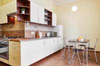 Kuchyňa alebo kuchynka v ubytovaní Calm apartments Pedzichow street