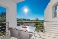 Balkon lub taras w obiekcie Villa Amfora - First row by the sea
