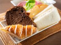 ホテルの敷地内または近くでの食事または食べ物