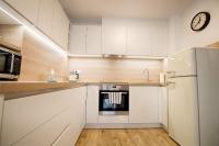 Kuchyň nebo kuchyňský kout v ubytování Cvernovka Business&Leisure apartment by Kovee