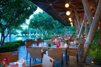 En restaurant eller et andet spisested på Amiana Resort Nha Trang