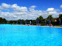 Bazén v ubytovaní Cosmopolitan Golf & Beach Resort alebo v jeho blízkosti