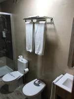 Koupelna v ubytování Hostal Los Encinares