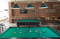 Biliár nebo kulečník v ubytování Hotel Laguna Park & Aqua Club - All Inclusive