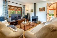 A seating area at Villa Granoters By homevillas360