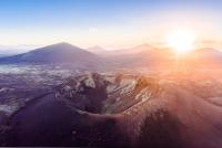 A general mountain view or a mountain view taken from A villát