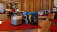 Reštaurácia alebo iné gastronomické zariadenie v ubytovaní Alpino Lodge Bivio