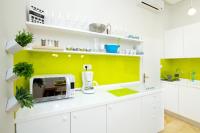 Kuchyň nebo kuchyňský kout v ubytování Apartment Marmonaut