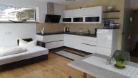 Kuchyňa alebo kuchynka v ubytovaní Alpenappartement Sonne