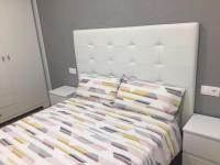 A bed or beds in a room at Plaza del Campo del Príncipe