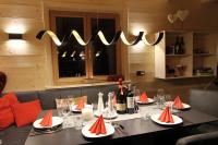 Nápoje v ubytovaní Heidi Chalets Falkert Heidialm - Chalet Almsommer