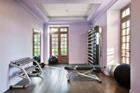 Das Fitnesscenter und/oder die Fitnesseinrichtungen in der Unterkunft Les Sources de Caudalie