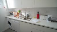Kuchyň nebo kuchyňský kout v ubytování São Lázaro Lisbon Apartments