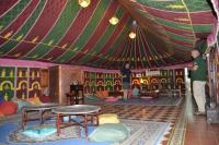 Restauracja lub miejsce do jedzenia w obiekcie Hotel Cueva Tardienta Monegros-Adults Only