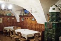 Restauracja lub miejsce do jedzenia w obiekcie Hotel Post Mauterndorf OG
