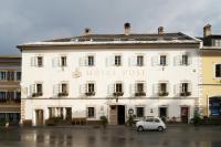 Budynek, w którym mieści się hotel