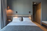 Posteľ alebo postele v izbe v ubytovaní Hub Suites, Luxury living in Athens