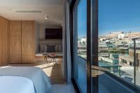 Posteľ alebo postele v izbe v ubytovaní Hub Suites, Luxury living in Athens