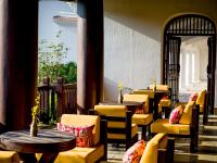 Χώρος καθιστικού στο Legacy Yen Tu - MGallery