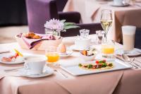 Jídlo v hotelu nebo okolí