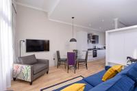 TV a/nebo společenská místnost v ubytování Destiny Scotland Charlotte Square Apartments