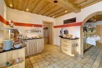 Nhà bếp/bếp nhỏ tại Hotel Hirschenstein