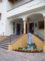 The building in which az apartmanhoteleket is located