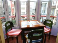 Restaurace v ubytování Hostel GoodHouse Gijón