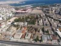 Nespecifikovaný výhled na destinaci Pireus nebo výhled na město při pohledu z apartmánu
