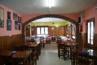 A restaurant or other place to eat at Hotel Garganta del Cares