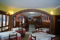 A restaurant or other place to eat at Hotel Garganta del Cares
