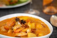 Jídlo v hotelu nebo okolí