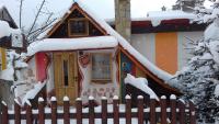 chata Ivka Leštiny during the winter