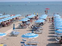 A beach at or near a szállodákat