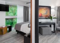 Elia Ermou Athens Hotelにあるベッド
