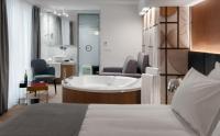 Elia Ermou Athens Hotelにあるベッド