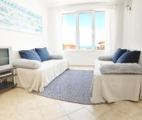 A television and/or entertainment centre at Apartament Rose