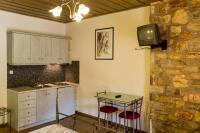 Kuchyňa alebo kuchynka v ubytovaní Village Inn