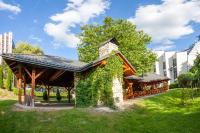 Vonkajšia záhrada v ubytovaní Hotel Jaskółka