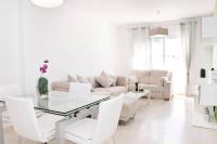 Posezení v ubytování Rincon Penthouse Beach Pool Terrace 2Bed