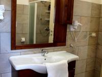 Koupelna v ubytování Masseria Lama D'impisa