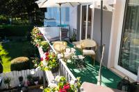A balcony or terrace at Pension & Restaurant La Amalia