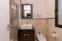 A bathroom at Carlota Calaceite Paradise