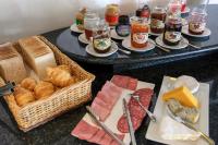 Jídlo v hotelu nebo okolí