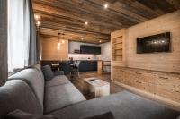 A television and/or entertainment centre at Vila Altonn